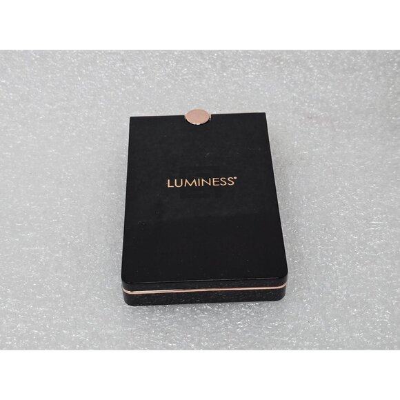 Luminess Alluring Lip & Eye Compact Lipstick & Eyeshadow Damaged (see photos) - Picture 3 of 4